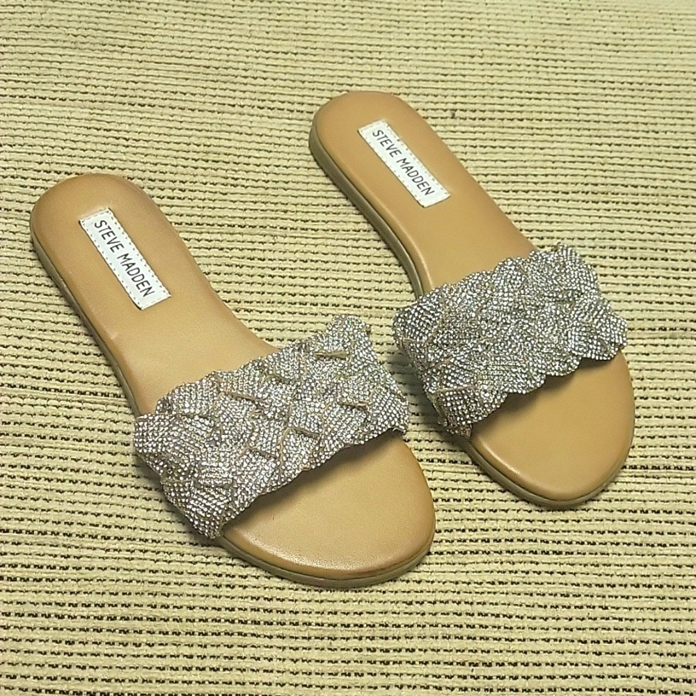 Steve madden rhinestone slippers